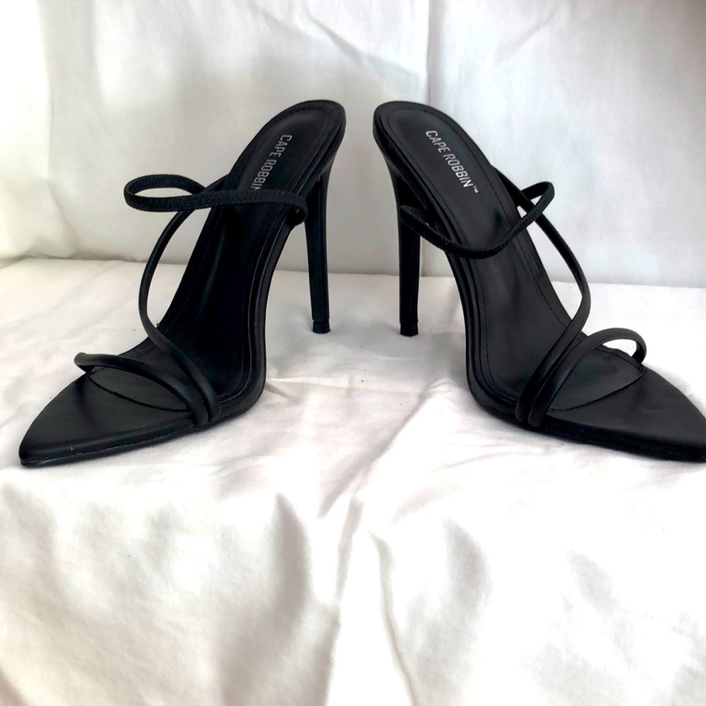 Sexy slingback heels - size 8 super cute !